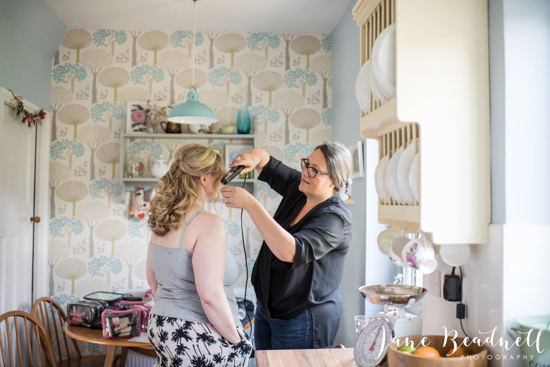 Yorkshire Wedding Photography the cheerful Chilli Barn Wedding by Jane Beadnell Photography_0024