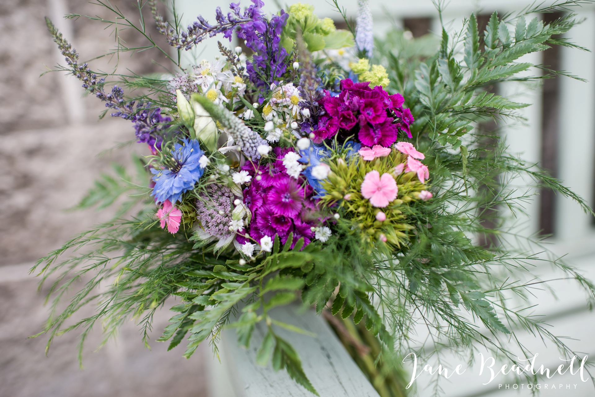 Yorkshire Wedding Photography the cheerful Chilli Barn Wedding by Jane Beadnell Photography_0034
