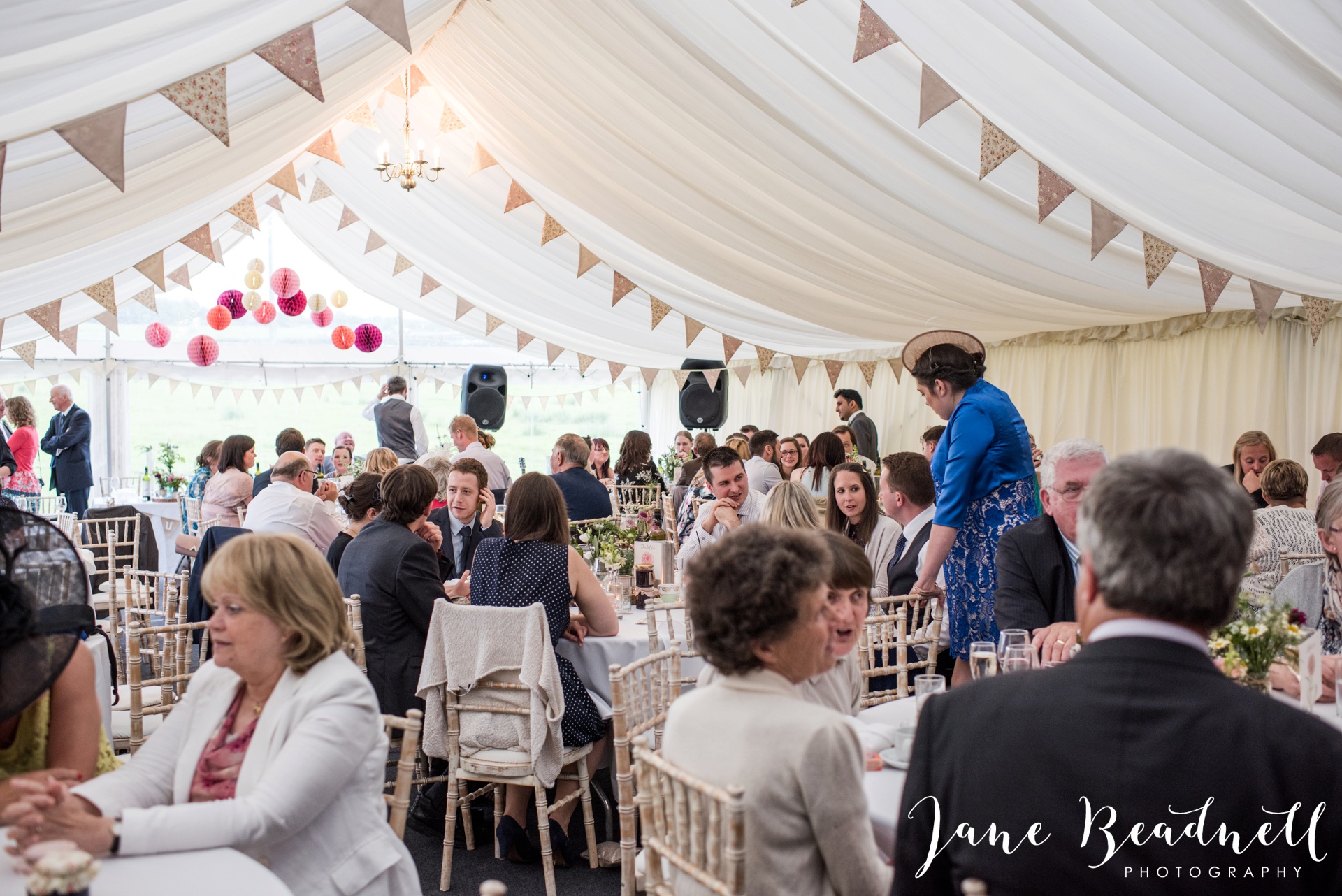 Yorkshire Wedding Photography the cheerful Chilli Barn Wedding by Jane Beadnell Photography_0187
