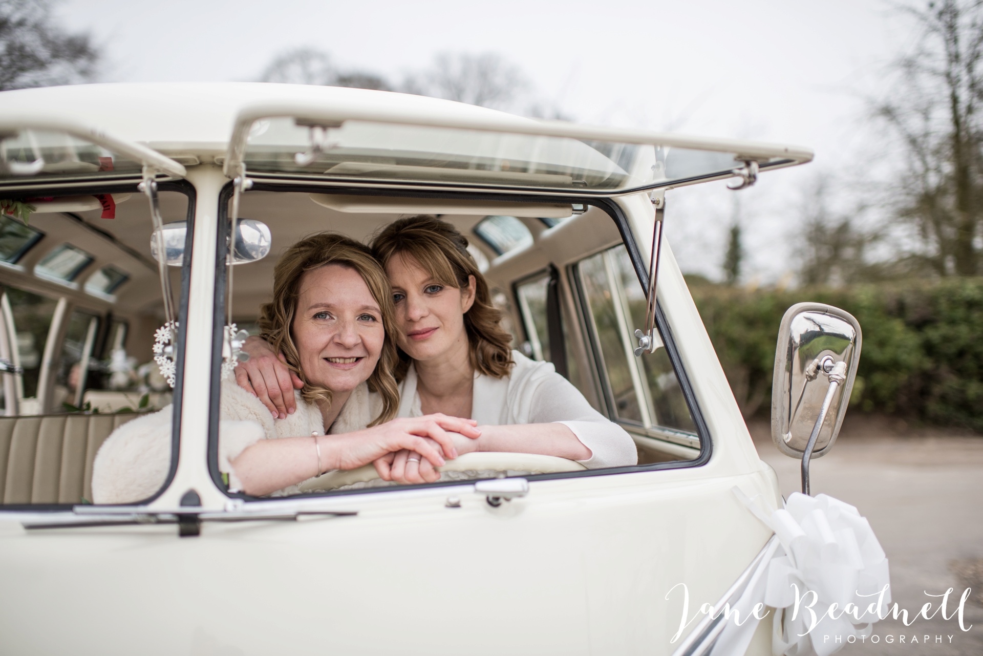 Burnby Hall Gardens wedding photography by Jane Beadnell Photography_0008